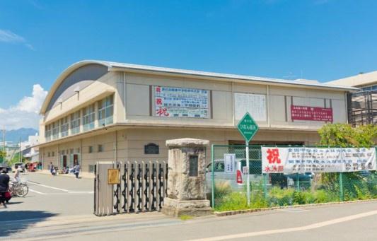 シャリエ本厚木(厚木市立厚木中学校)