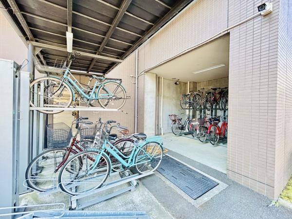 シャリエ本厚木