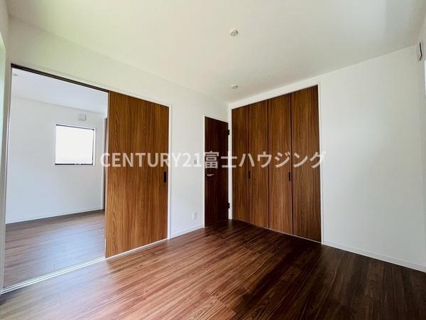 藤沢市亀井野4丁目　新築C号棟　全3棟