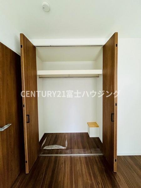 藤沢市亀井野4丁目　新築C号棟　全3棟
