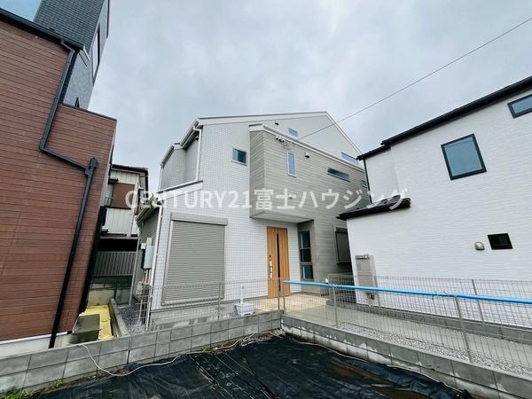 藤沢市亀井野4丁目　新築D号棟　全3棟