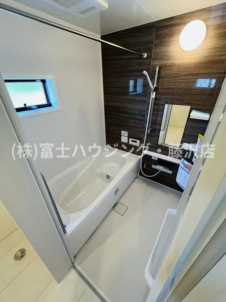 藤沢市片瀬山2丁目　新築戸建