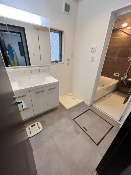 藤沢市片瀬５丁目の中古一戸建て