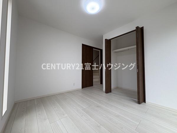 鎌倉市稲村ガ崎5丁目　新築1号棟　全2棟