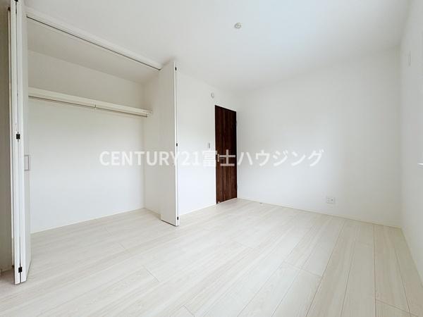 藤沢市渡内4丁目　新築B号棟　全3区画