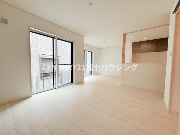 藤沢市辻堂元町2丁目　新築C棟　全4棟