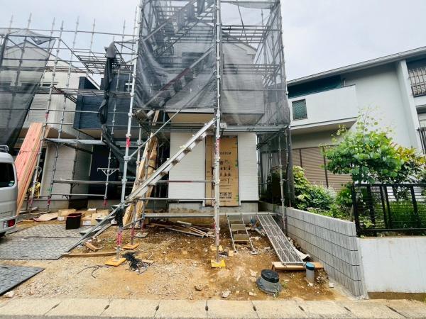 藤沢市善行3丁目　新築1号棟　全3棟