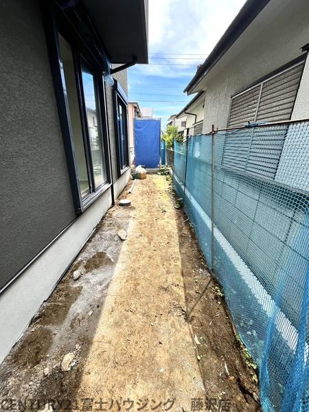 藤沢市鵠沼海岸6丁目3　新築A棟　全2棟