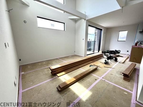 藤沢市鵠沼海岸6丁目3　新築A棟　全2棟