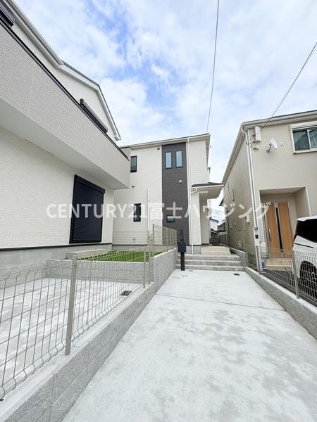 藤沢市亀井野3256番　新築3号棟　全3棟