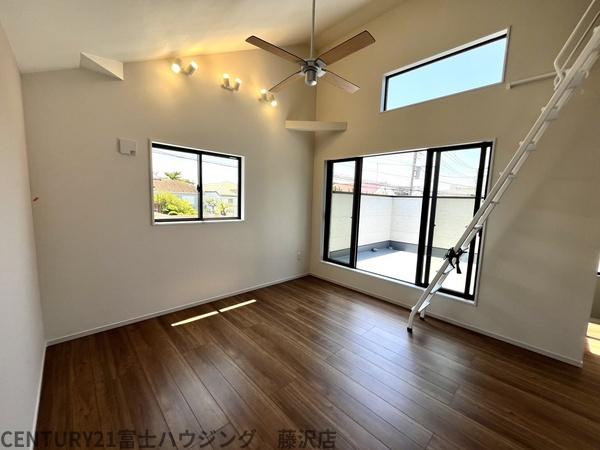 藤沢市片瀬海岸5期　新築2号棟　全3棟