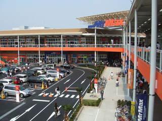 藤沢市羽鳥５丁目の土地(MrMax湘南藤沢ショッピングセンター)