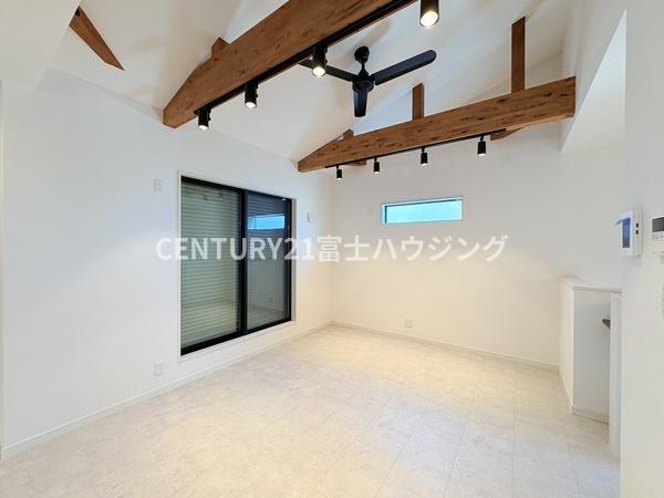藤沢市亀井野3丁目　新築戸建