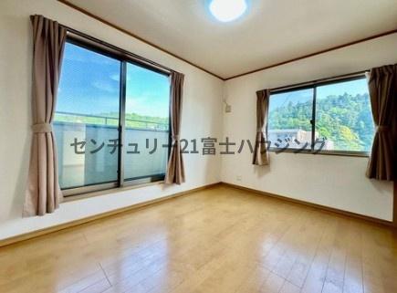 鎌倉市梶原２丁目の中古一戸建て
