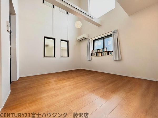 藤沢市西富２丁目の中古一戸建て