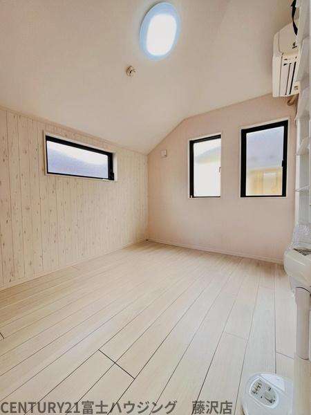 藤沢市西富２丁目の中古一戸建て