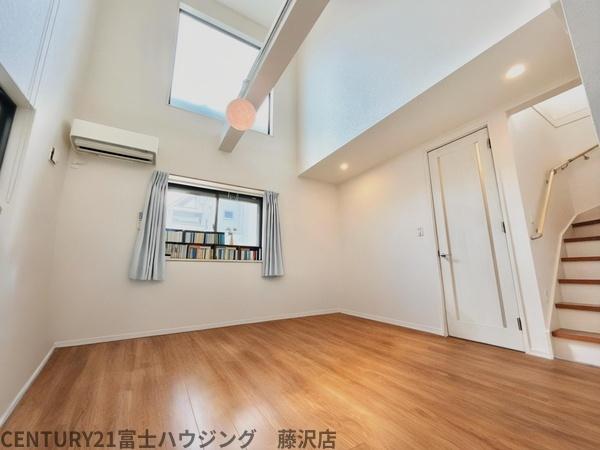 藤沢市西富２丁目の中古一戸建て