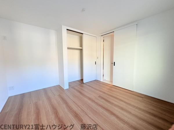 藤沢市鵠沼花沢町 新築1号棟 全3棟(洋室)