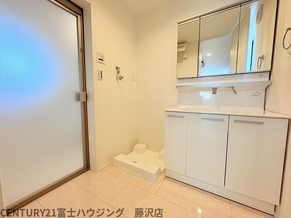 藤沢市鵠沼花沢町 新築1号棟 全3棟(洗面台・洗面所)