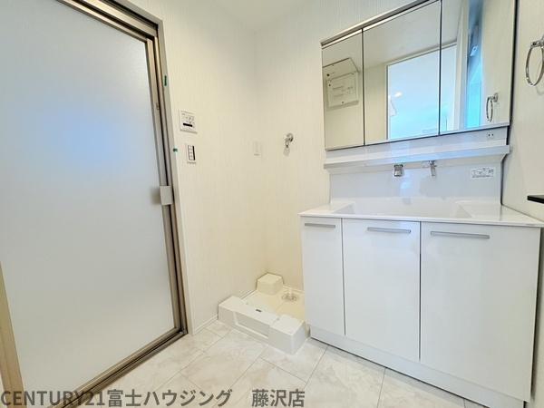 藤沢市鵠沼花沢町 新築3号棟 全3棟(洗面台・洗面所)