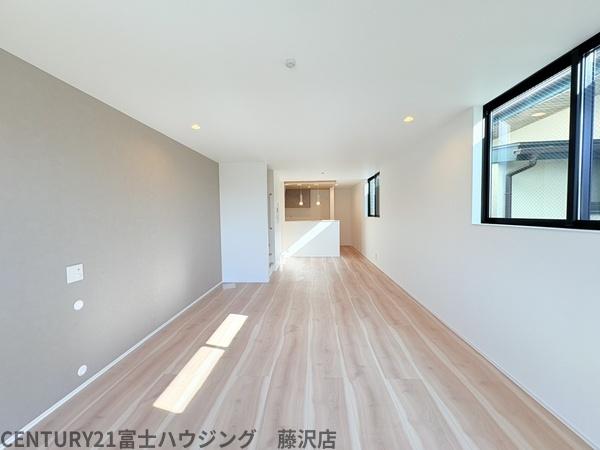 藤沢市鵠沼花沢町　新築3号棟　全3棟