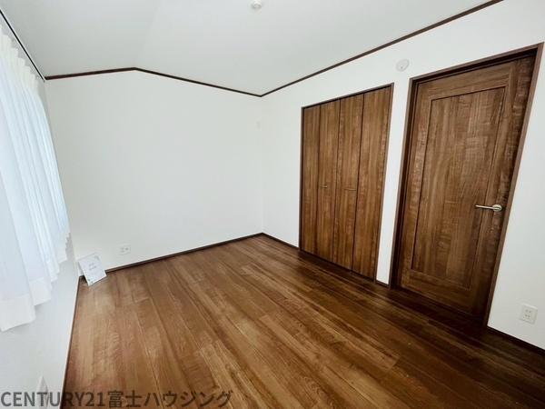 藤沢市鵠沼海岸6丁目4191番　新築A号棟　全2棟