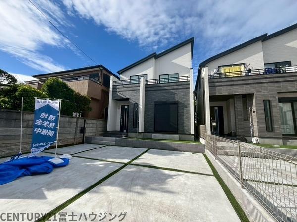 藤沢市鵠沼海岸6丁目4191番　新築A号棟　全2棟