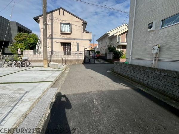 藤沢市鵠沼海岸6丁目4191番　新築A号棟　全2棟