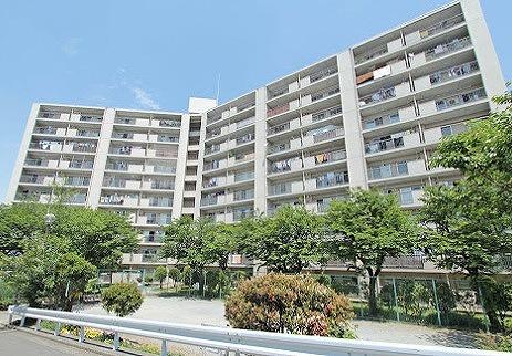 六会駅前高層住宅