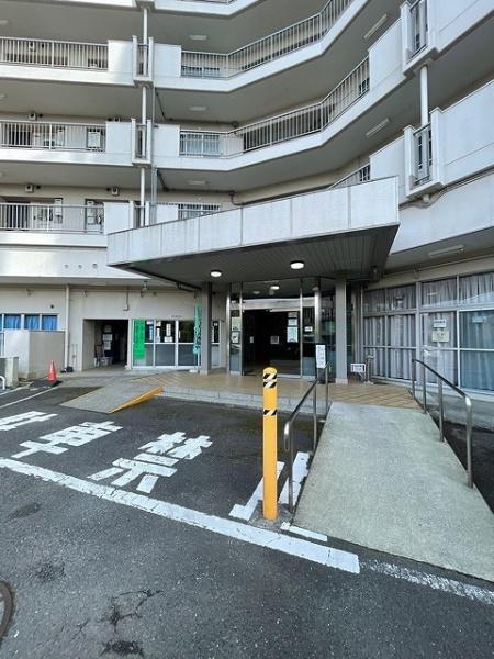 六会駅前高層住宅