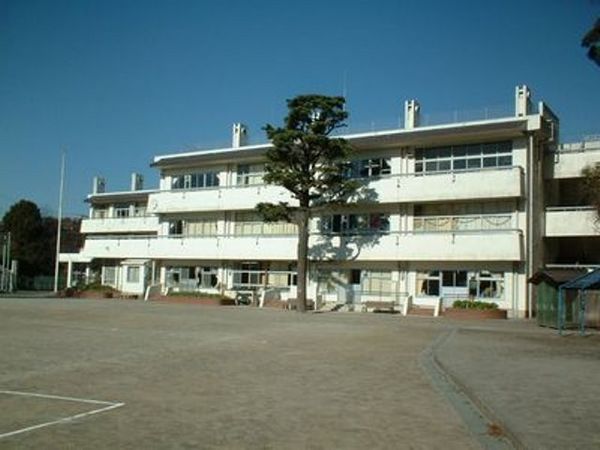 鎌倉市二階堂の土地(鎌倉市立第二小学校)