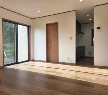 藤沢市白旗４丁目の中古一戸建て