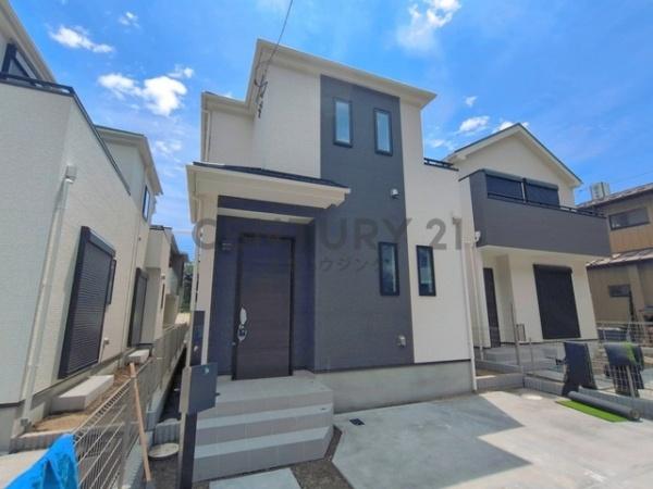 藤沢市大庭5221番　新築B号棟　全3棟