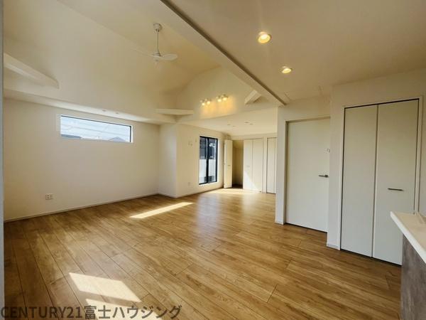 藤沢市羽鳥5丁目2期　新築1号棟　全2区画