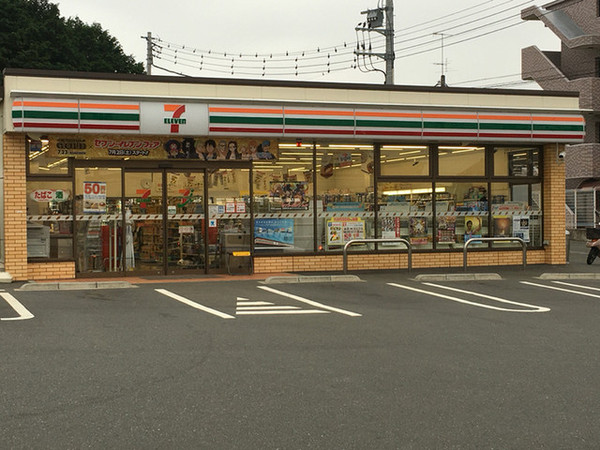 ファミール戸塚(セブンイレブン横浜原宿2丁目店)