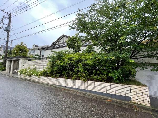 鎌倉市津の中古一戸建て