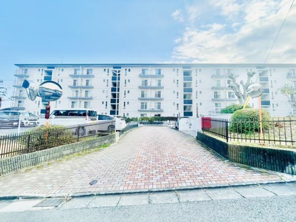 渋沢小田急ハイツ１号棟