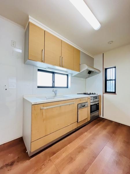 藤沢市片瀬山5丁目　中古戸建