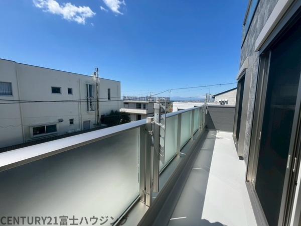 藤沢市片瀬山1丁目　新築1号棟　全3棟