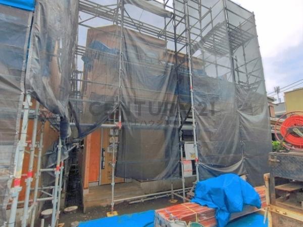 藤沢市亀井野1丁目27番　新築B号棟　全2棟