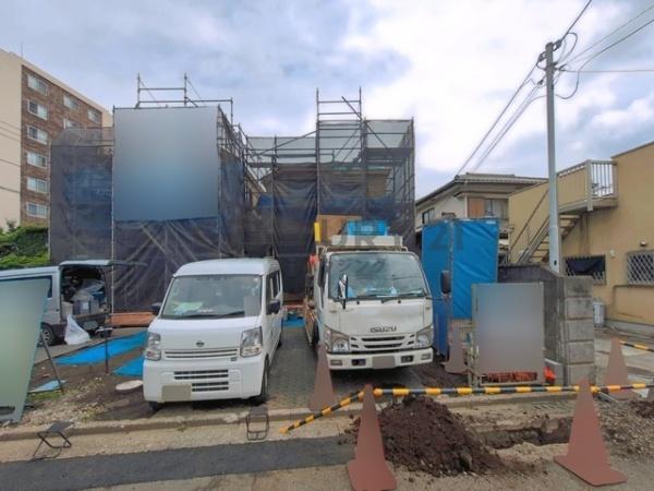 藤沢市亀井野1丁目27番　新築B号棟　全2棟