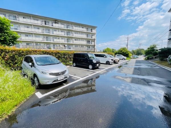 平塚高村団地47号棟