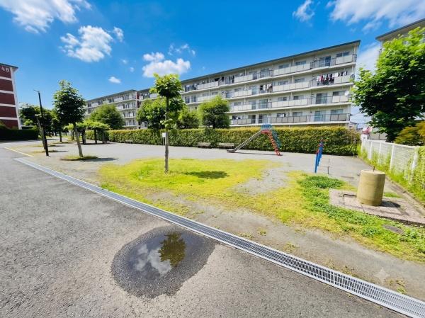 平塚高村団地47号棟