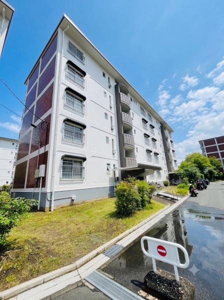 平塚高村団地47号棟