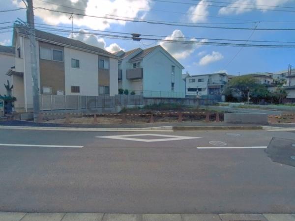 藤沢市円行　新築1号棟　全3区画