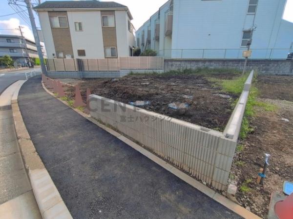 藤沢市円行　新築1号棟　全3区画