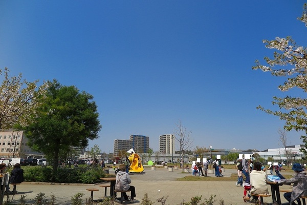 藤沢市羽鳥３丁目の土地(神台公園)