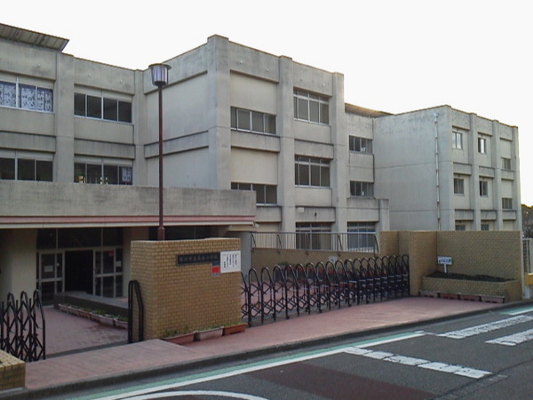 藤沢市渡内４丁目の土地(藤沢市立高谷小学校)