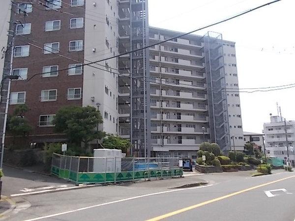六会駅前高層住宅