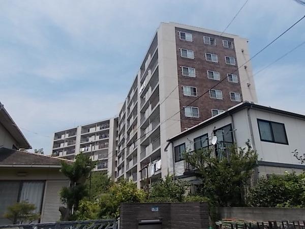 六会駅前高層住宅